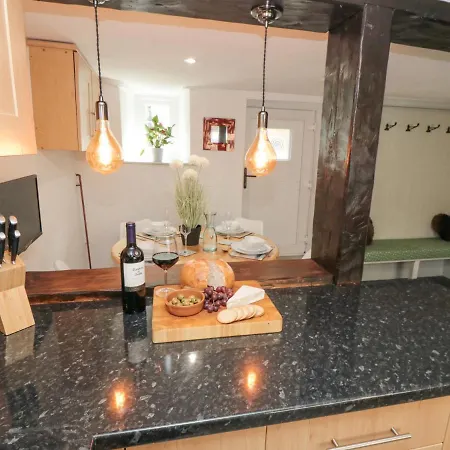 The Hideaway * Scarborough